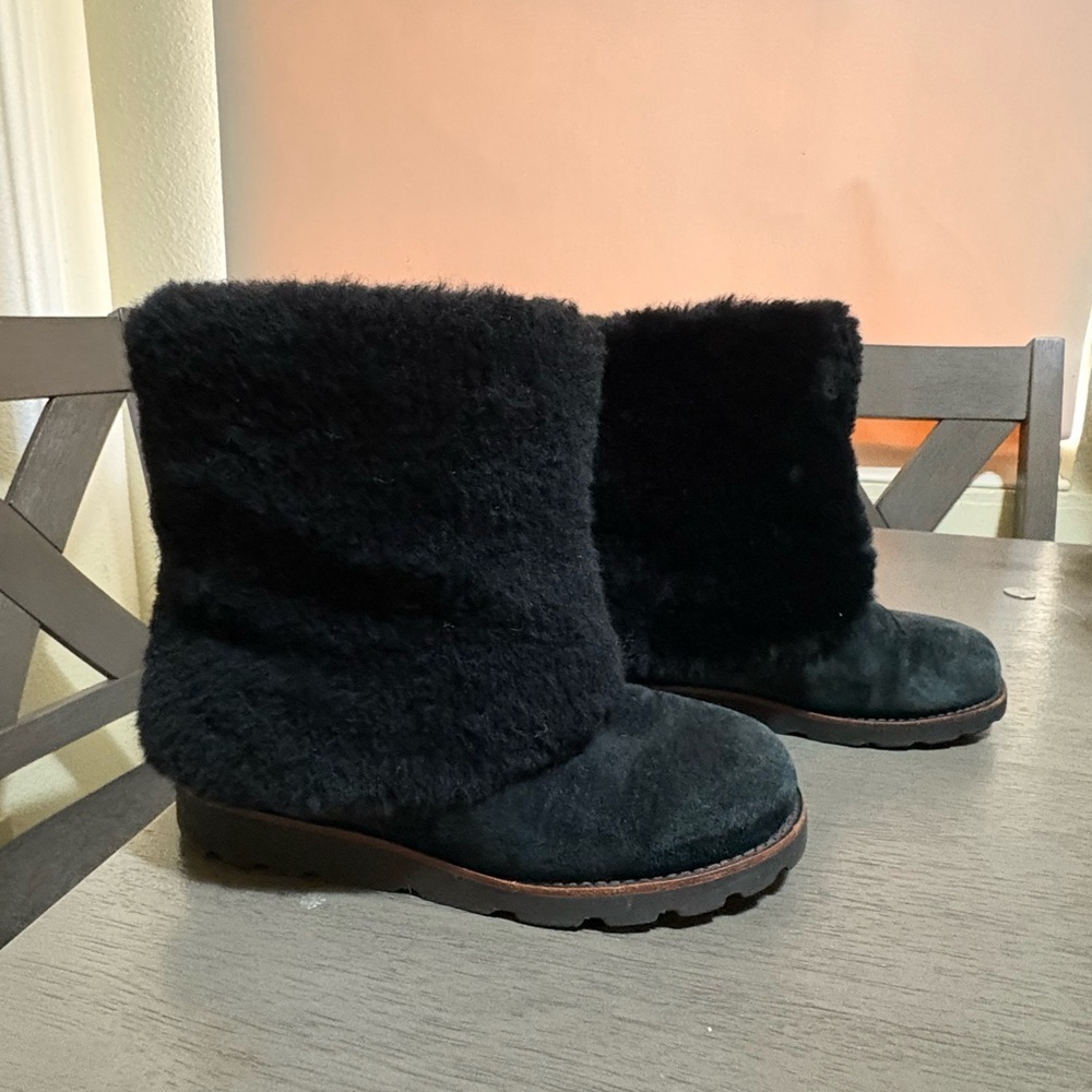 UGG Black Maylin Shearling Boots - Picture 2 of 7